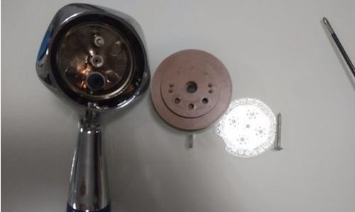 淋浴噴頭拆卸與清潔完全指南